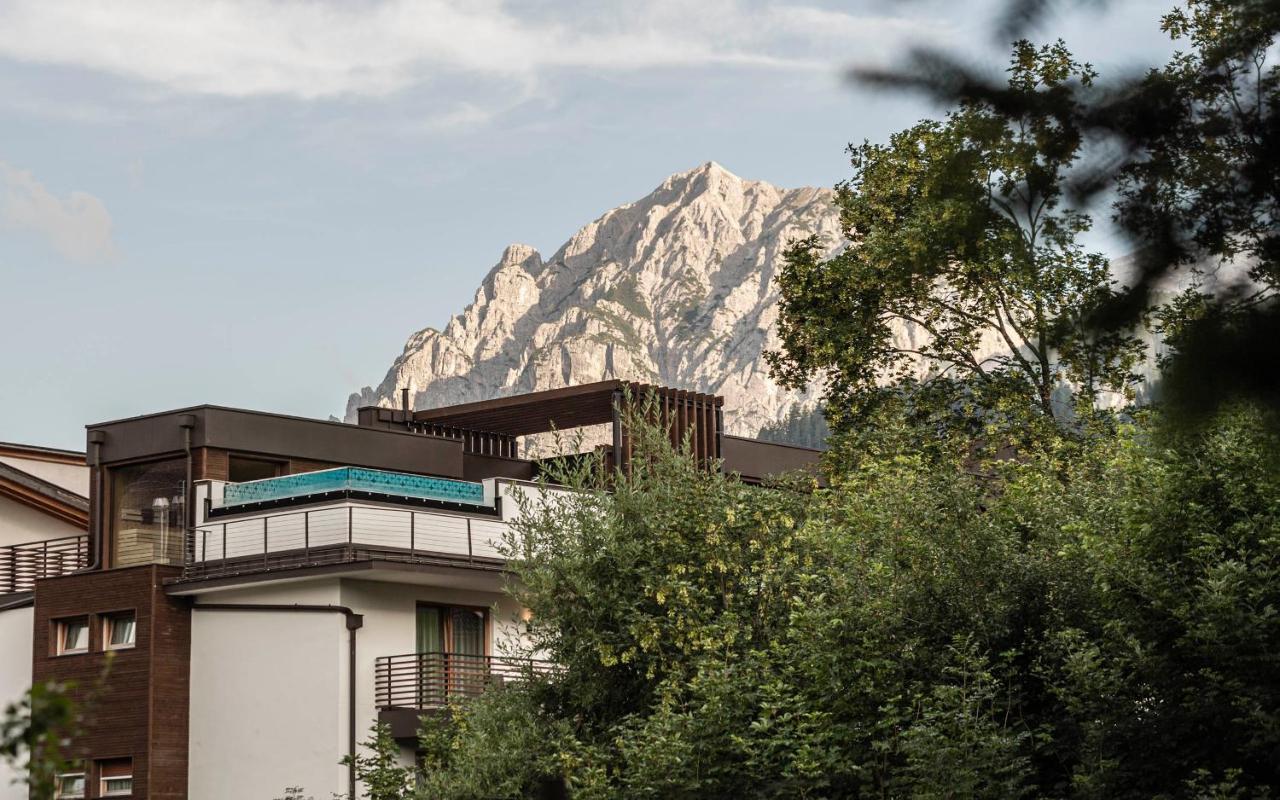 Stoa - Elegant & Romantic Guest House - "Adults Only" San Vigilio Di Marebbe Eksteriør bilde